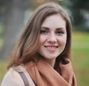 xotzyv-woman.jpg.pagespeed.ic.woTUyhCFjV